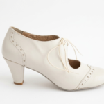 Women's tango closed toe shoe